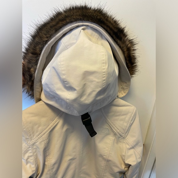 Women’s North Face Parka - XS - Picture 5 of 5